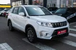 Suzuki Vitara image 1