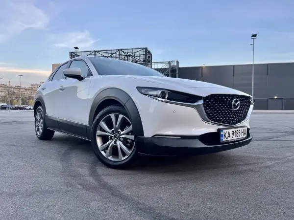Mazda CX-30 image 1