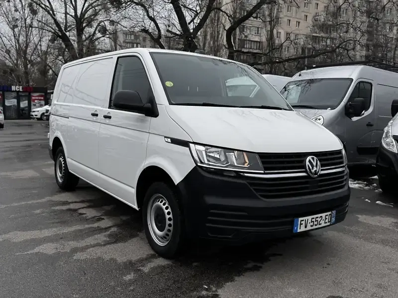 Volkswagen Transporter image 1