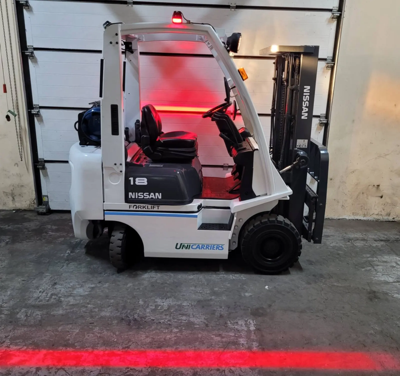 Unicarriers-Nissan P1D1A18LQ image 1