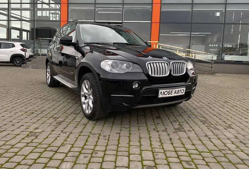 BMW X5 image 1