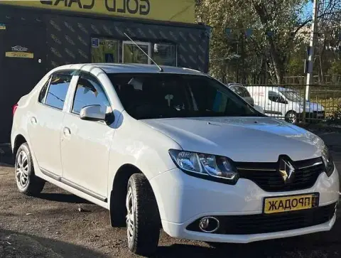 Renault Logan (2023-12-12T00:00:00.000Z)
