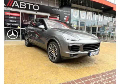 Porsche Cayenne (2024-03-20T00:00:00.000Z)