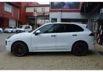 Porsche Cayenne image 4
