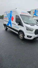 Ford Transit image 4