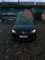Volkswagen Touran image 2