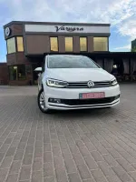 Volkswagen Touran image 2