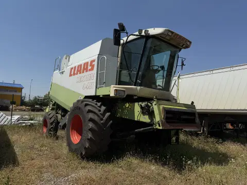 CLAAS Lexion 440 (2026-08-11T09:43:41.215Z)